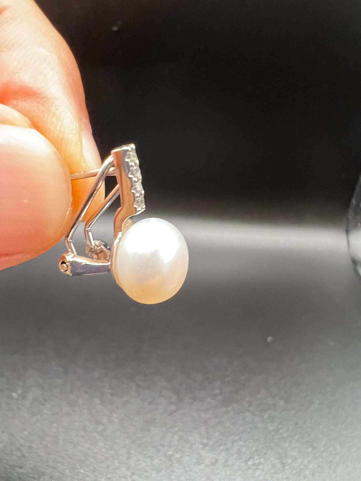 The French Clip Pearl Earrings