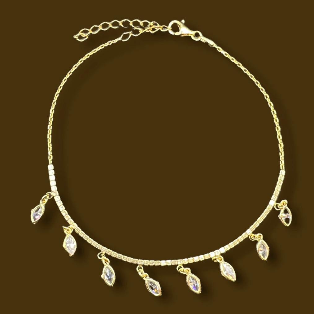 The Hanging Diamonds Bracelet