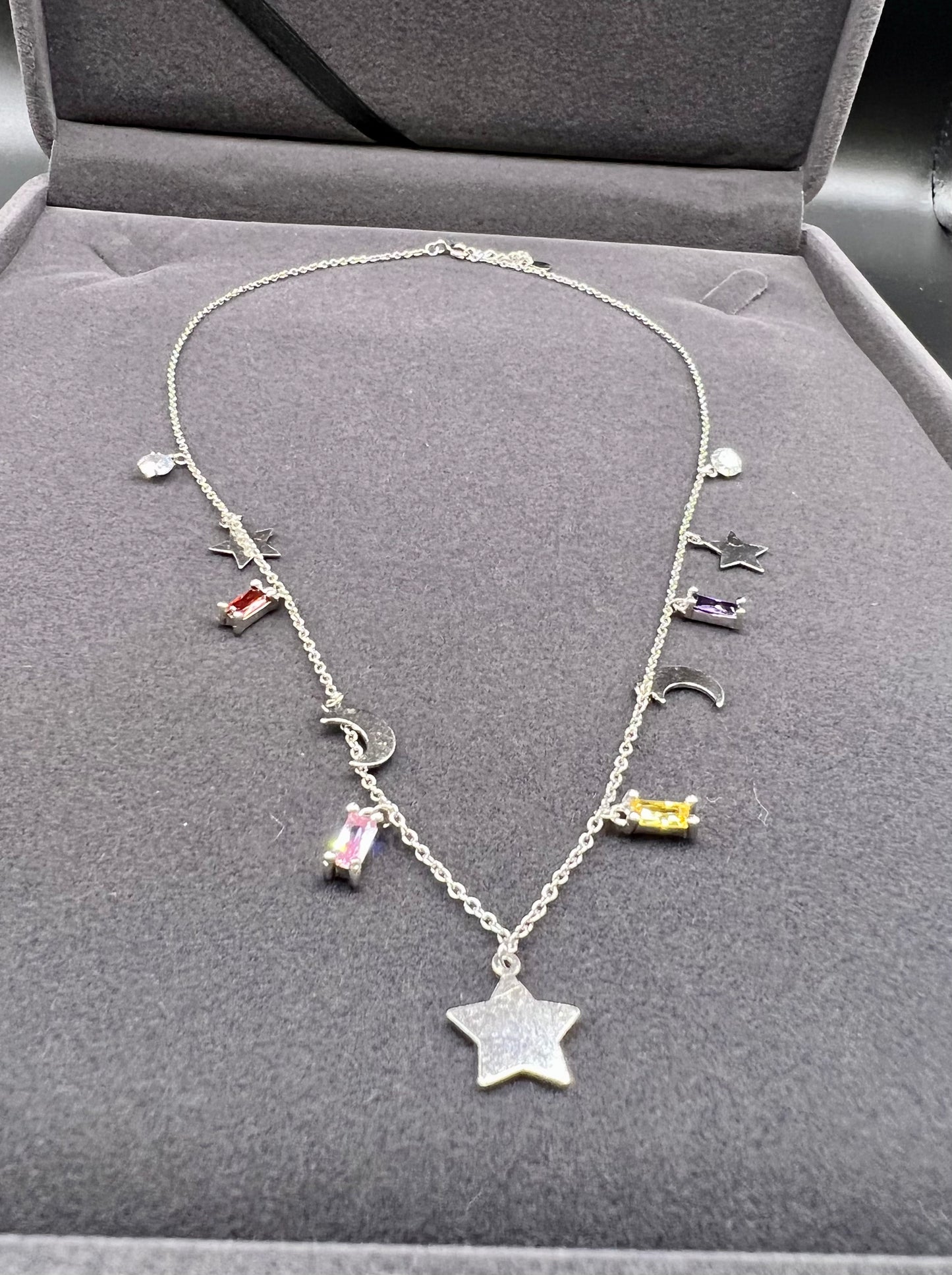 The Universe Chain