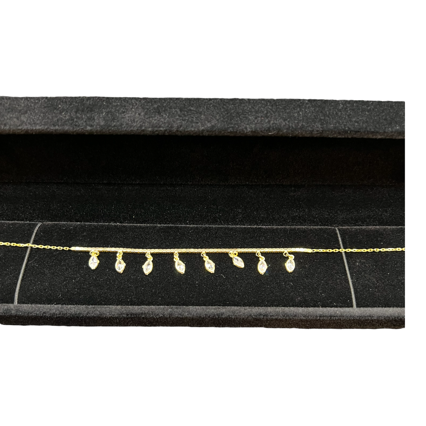 The Hanging Diamonds Bracelet
